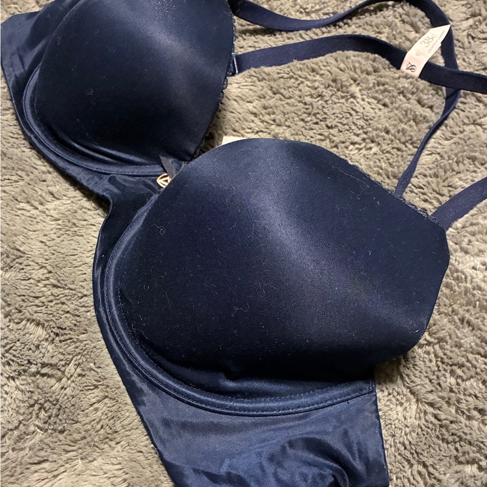 Victoria’s Secret Body by Victoria size 38C Elegant Navy Blue Women's Bra